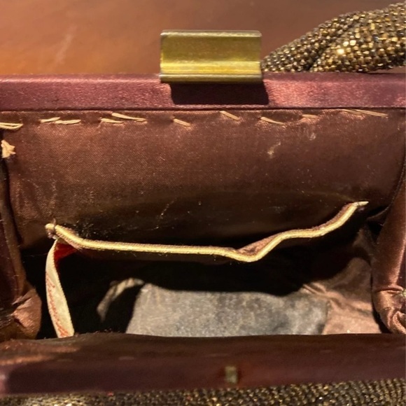 Vintage 1940's DuBonnette Heavily Beaded Bag - Picture 6 of 11